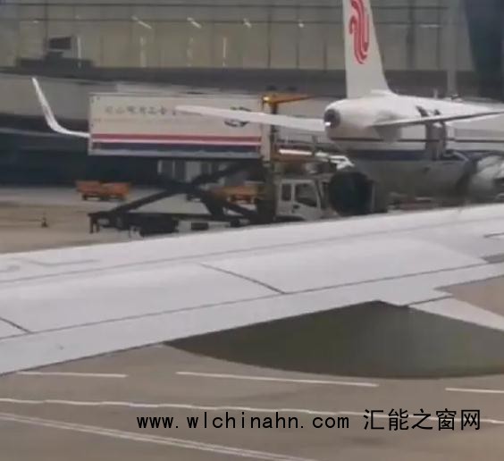 机票价格大跳水 比高铁还便宜?