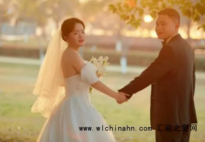 怀9胞胎女子丈夫决定减胎