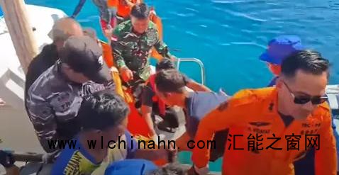 中国女游客为捞相机命丧87米海底