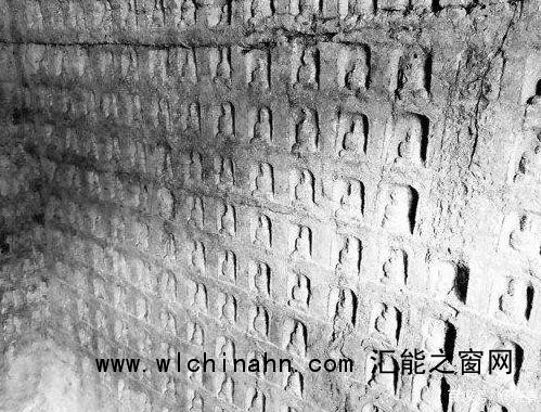 河南鹤壁一水库水位下降现千佛石窟