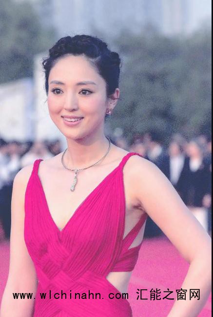 董璇:我再婚让佟丽娅又相信爱情了