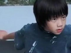 黄磊孙莉八岁儿子罕见露面 究竟发生了什么？