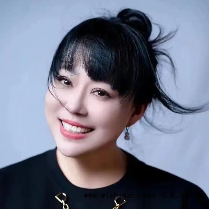 54岁“庄嫂”李菁菁瘦到认不出