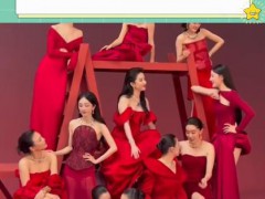 刘亦菲迪丽热巴同框相视一笑 究竟发生了什么？