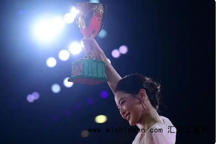 辛芷蕾夺威尼斯电影节影后