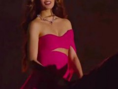 谷爱凌VOGUE盛典骑马登场,这场惊艳全网的亮相被现场镜头全程记录!