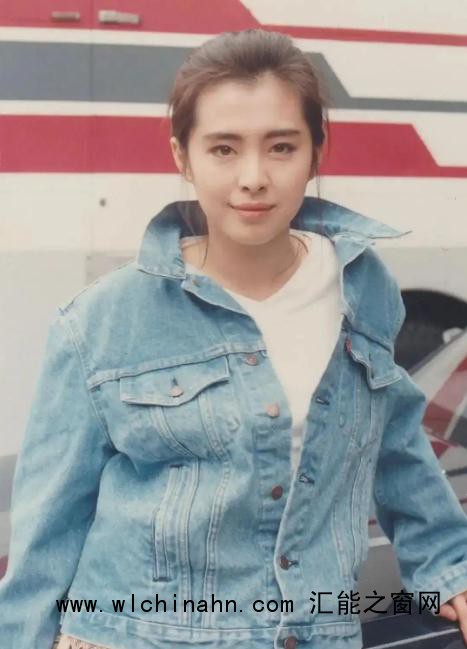 王晶曝王祖贤离开娱乐圈原因