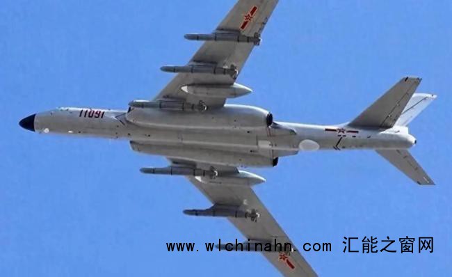 大批轰-6K贴近台岛 专家解读 实战能力显著提升