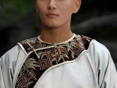 《甄嬛传》果郡王转战短剧赛道,越来越多资深演员转型短剧领域!