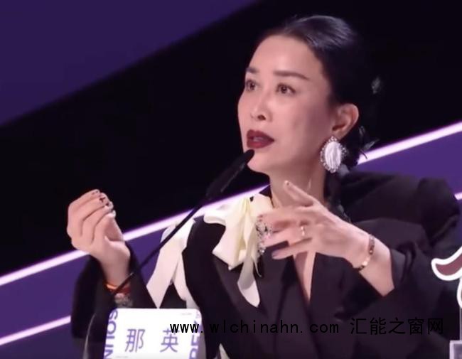 那英质疑票数作假 何炅差点没救回场 现场争议不断