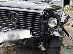 太突然!知名导演陈可辛出车祸,为了躲避突然冲出狗!