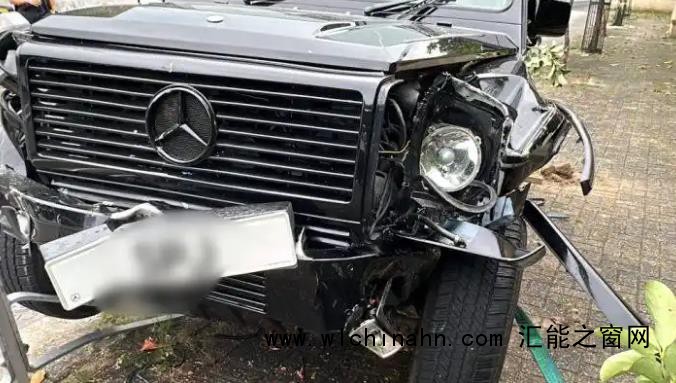 知名导演陈可辛出车祸