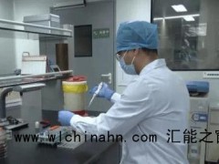 太意外!男子养五步蛇当宠物 喂食被咬致截肢 回顾事情经过!