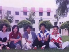 赵丽颖初中旧照曝光 究竟发生了什么？