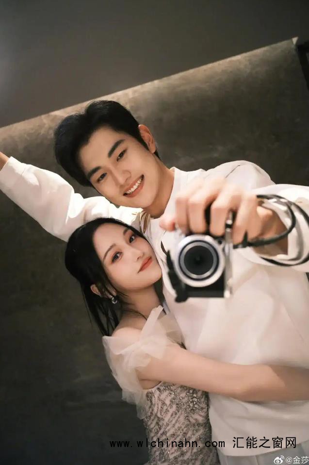 金莎晒视频宣布被男友孙丞潇求婚