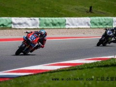 张雪爆火 这个男人是谁 究竟发生了什么？