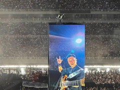 谢霆锋演唱会上对天空说谢谢你 究竟发生了什么？