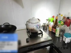爸爸出门忘关火女儿淡定控场 究竟发生了什么？